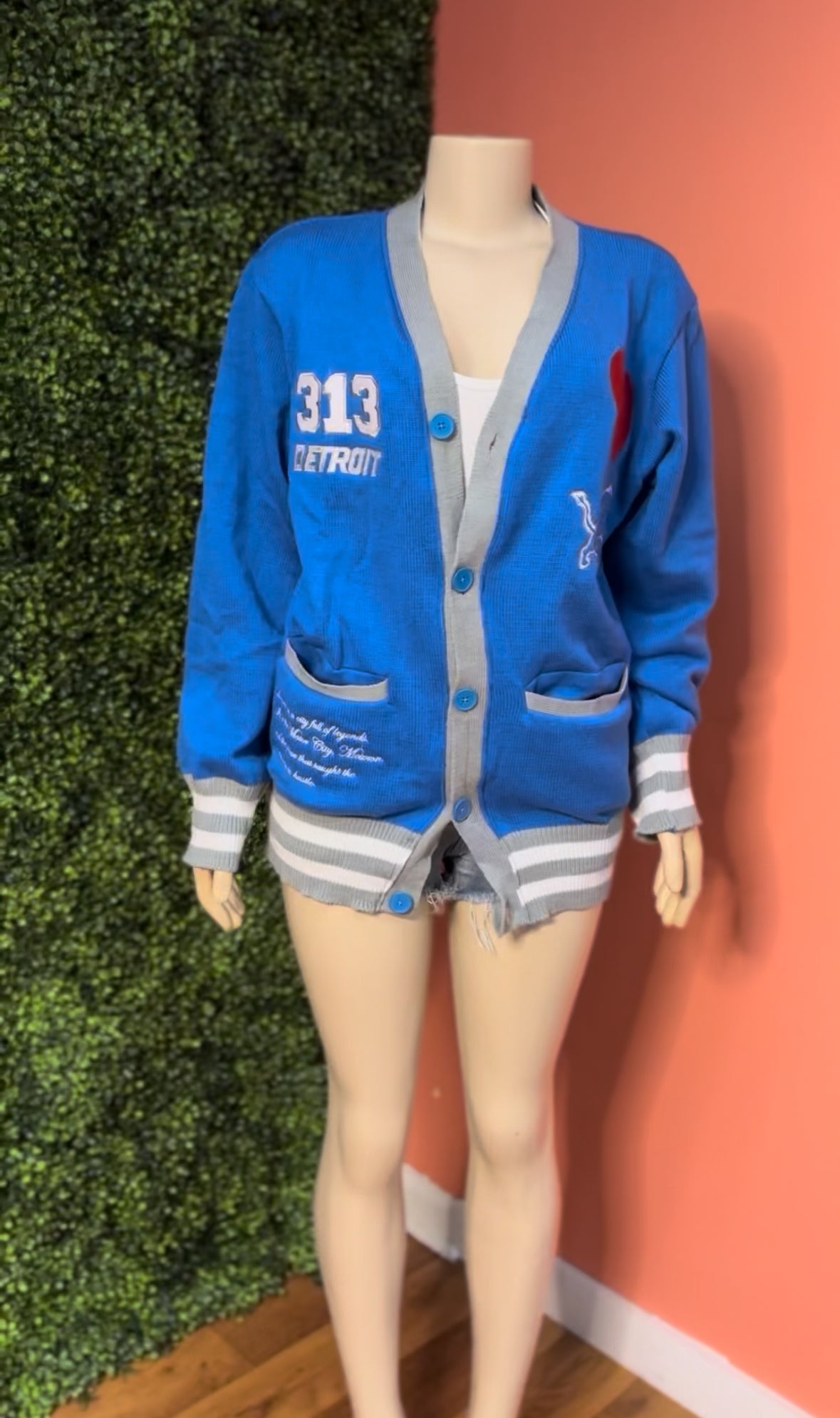 Leo Cardigan